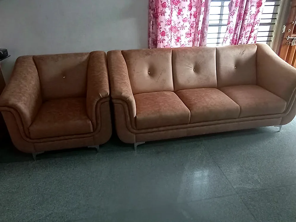 Two-seater pair in cognac leatherette